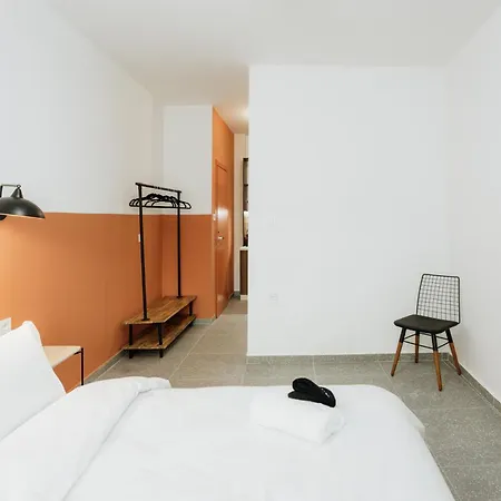 Canvas Color Your Stay Volos Buitenkant foto