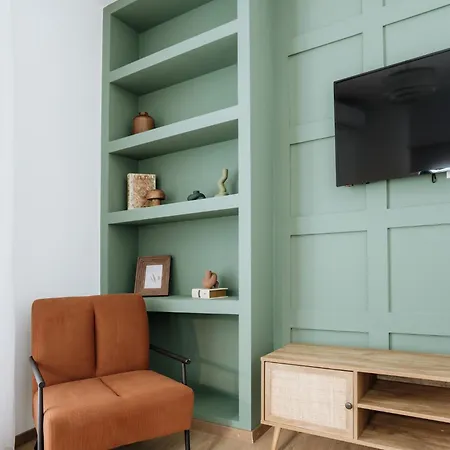 Canvas Color Your Stay Volos Buitenkant foto