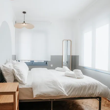 Canvas Color Your Stay Volos Buitenkant foto