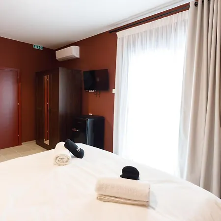 Canvas Color Your Stay Volos Buitenkant foto