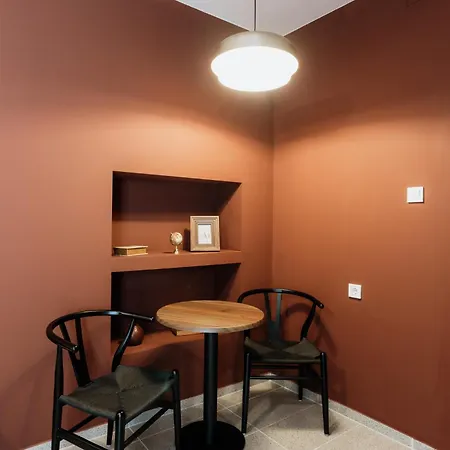 Canvas Color Your Stay Volos Buitenkant foto