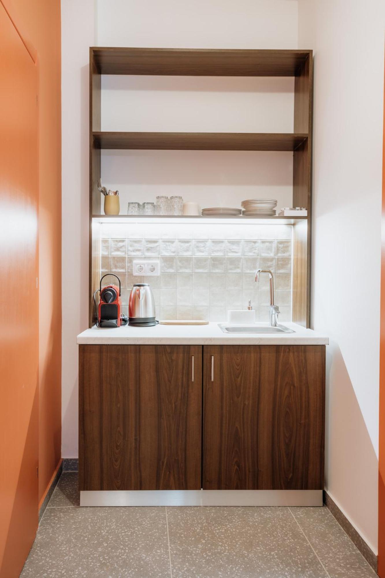 Apartment Canvas Color Your
